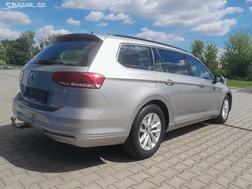 VOLKSWAGEN PASSAT 1.6 TDI 191tis.km - fotka 4