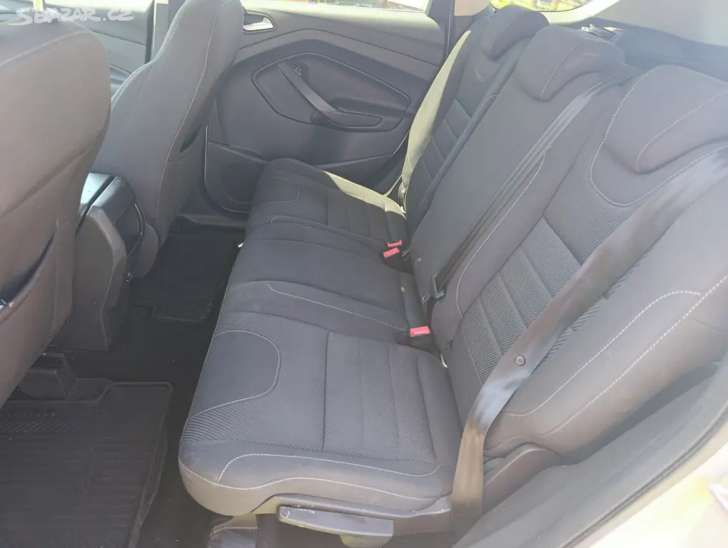 Ford kuga - fotka 4
