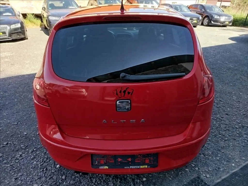 Seat Altea, 2,0 i 110kW, AUTOMAT - fotka 5