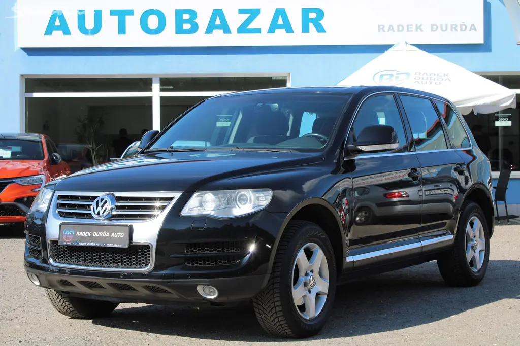 Volkswagen Touareg 2,5 TDI NOVÉ V ČR,4x4,2009