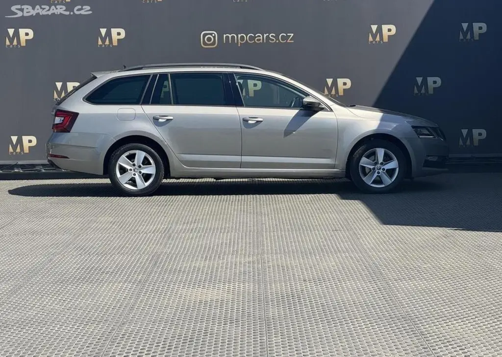 Škoda Octavia III 1.5TSi MAN, Ambition+, DAB - fotka 4
