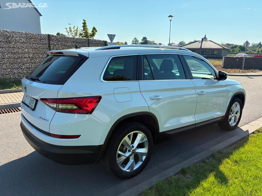 Škoda Kodiaq 2.0 TDi DSG, navi, smart, tempomat... - fotka 3