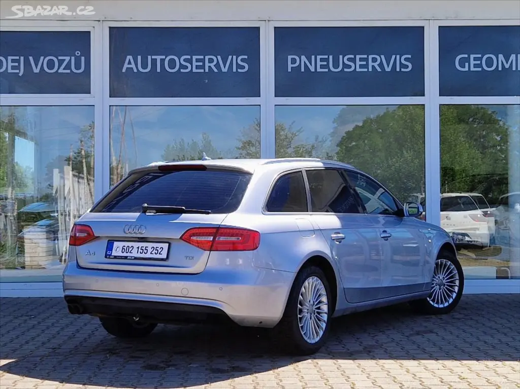 Audi A4 Avant, 2,0 d ALUKOLA AUTOKLIMA VÝHŘEV - fotka 5