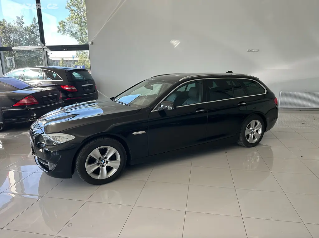 BMW Řada 5, 2.0 DIESEL 525D