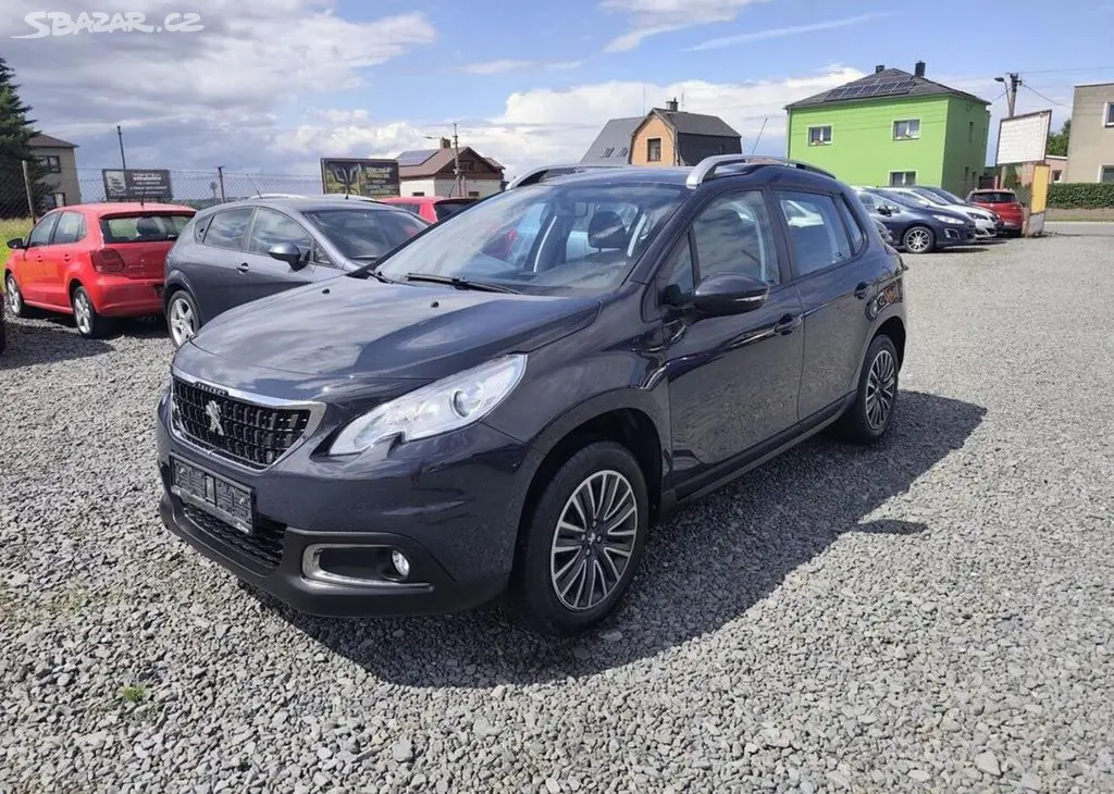Peugeot 2008 1.2i Klima, Tempomat benzín manuální - fotka 2