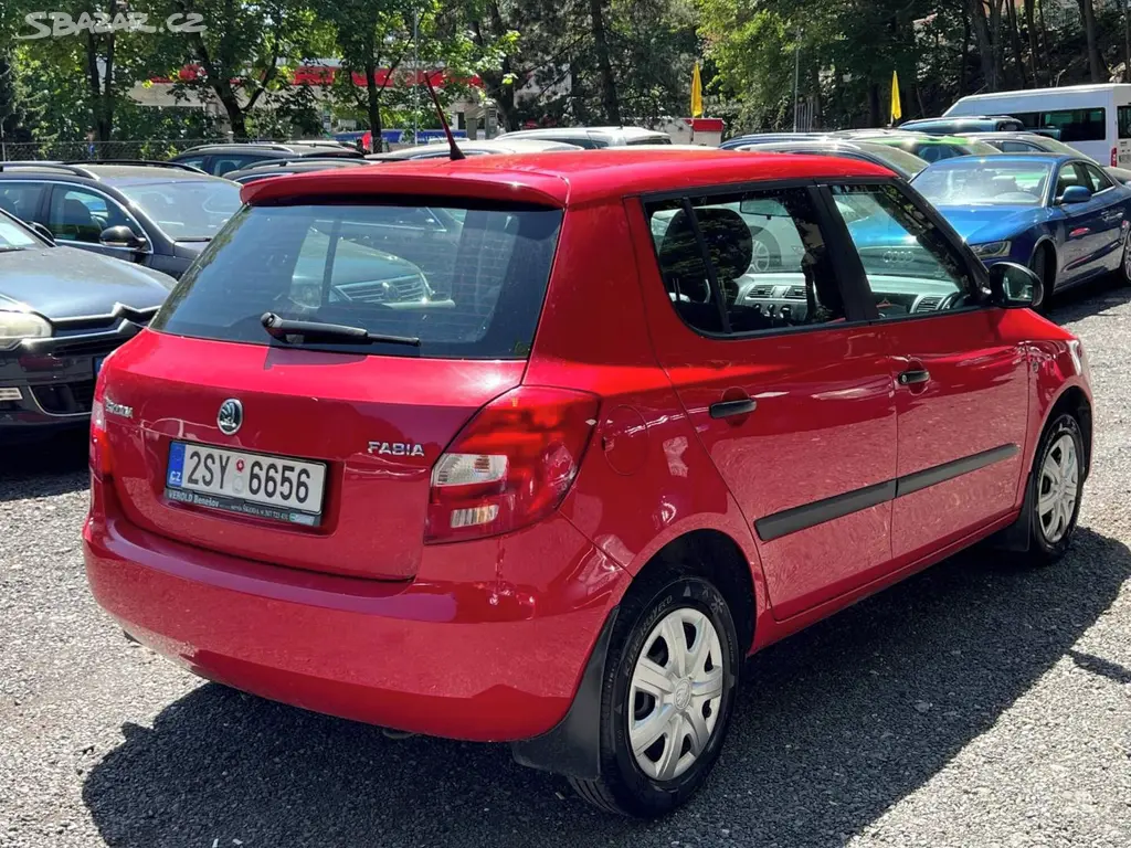 Škoda Fabia 1.2htp 51kW 50tkm 1.majitel 2014 ČR - fotka 6