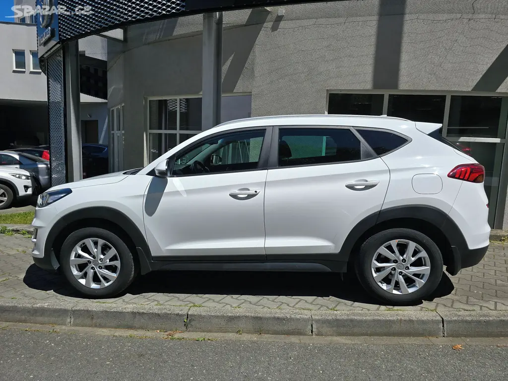Hyundai Tucson, 1.6CRDi Trikolor, serv.kn.,DPH - fotka 2