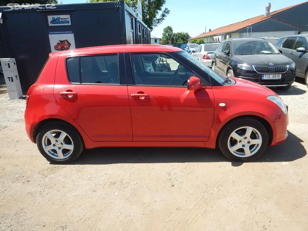 Suzuki Swift, 1.3i, KLIMA - fotka 5