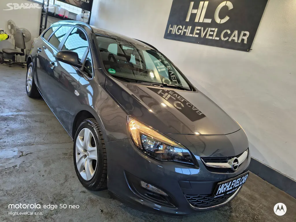 Opel Astra Caravan 1.4T 88kW 111tkm GARANCE KM/TOP - fotka 6