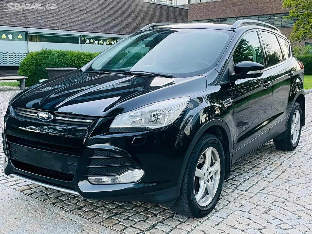 Ford Kuga, 2.0TDCi MANUÁL 1.MAJ TAŽNÉ 2WD - fotka 2