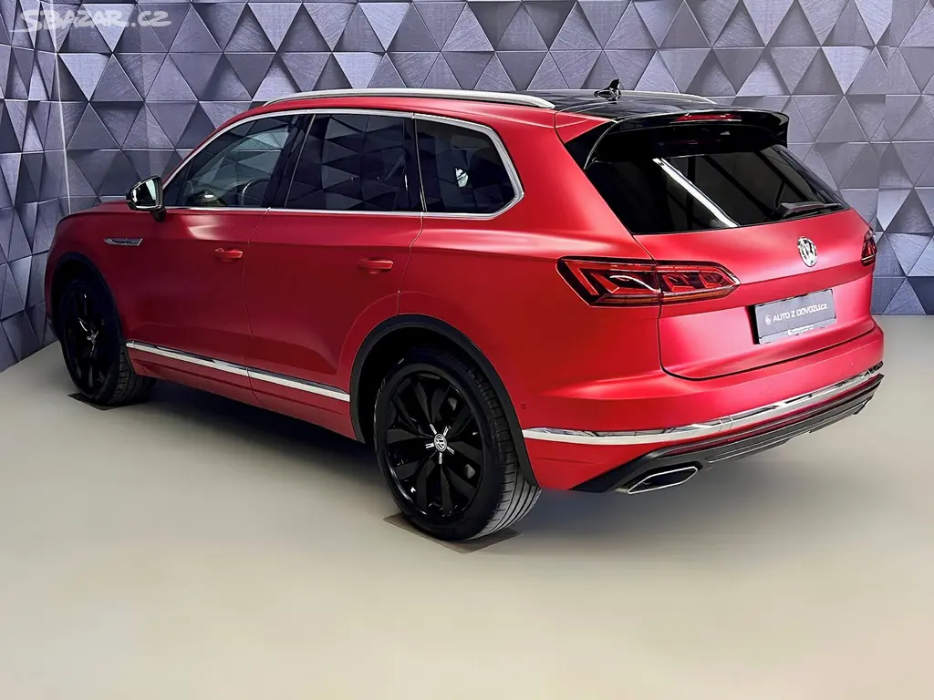 Volkswagen Touareg, 3.0TDI 4MOTION R-LINE, MASÁŽE, - fotka 6