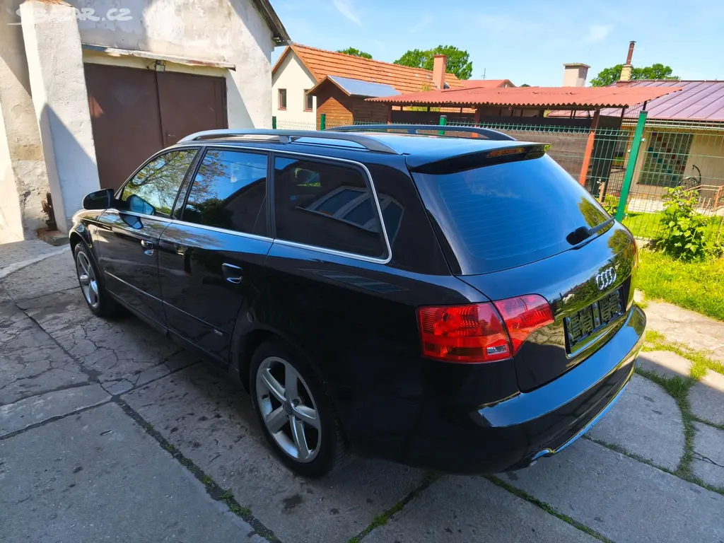 Audi A4 - fotka 5