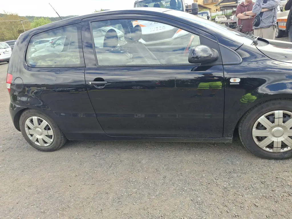VW Fox 1,4 i - fotka 4