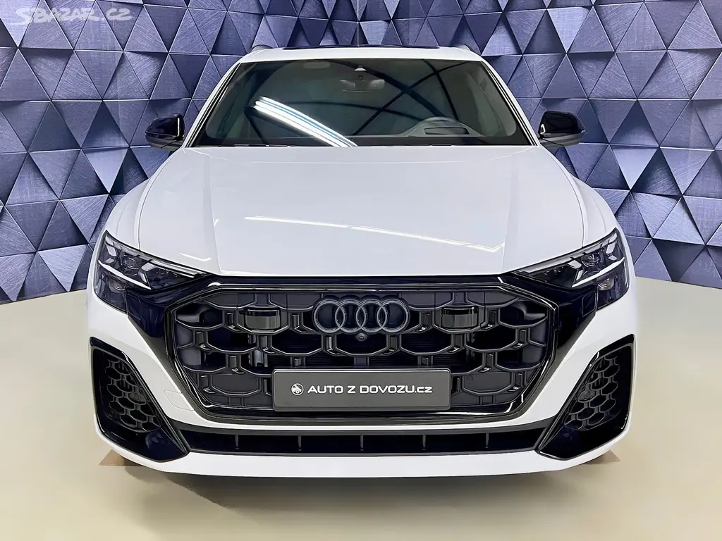 Audi Q8, 60TFSI e QUATTRO, MASÁŽE, B&O - fotka 2