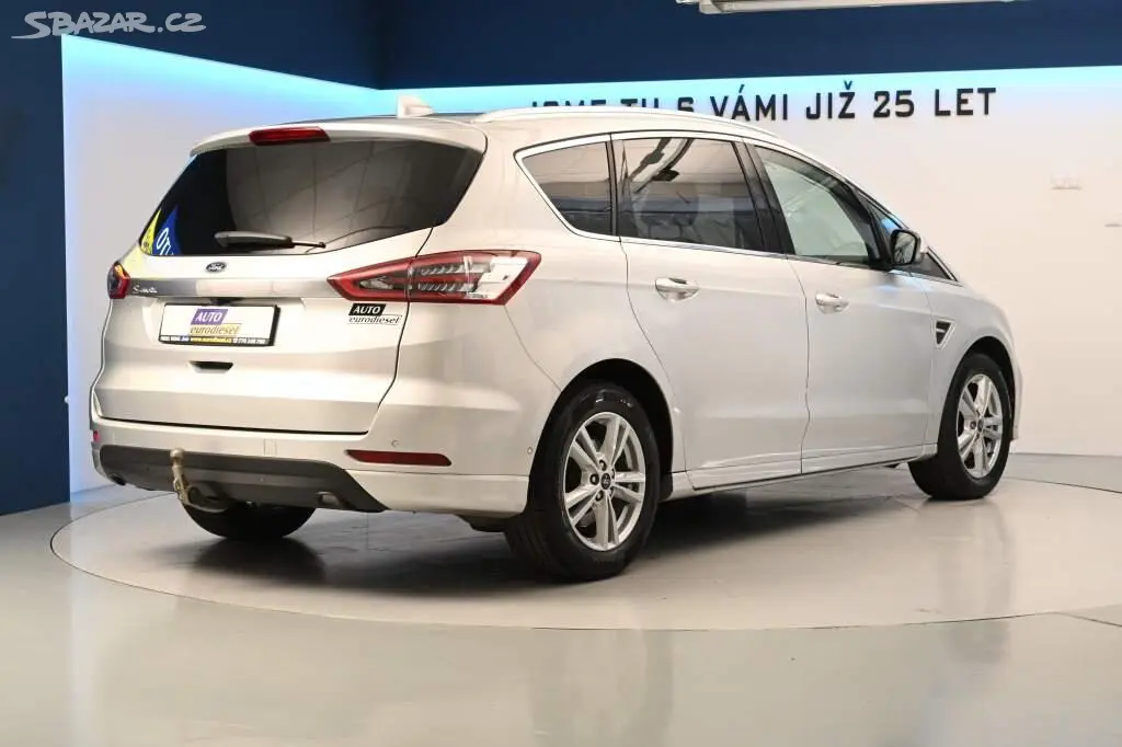 Ford S-MAX, 2.0 LED SONY ACC 7 Míst Tažné - fotka 5