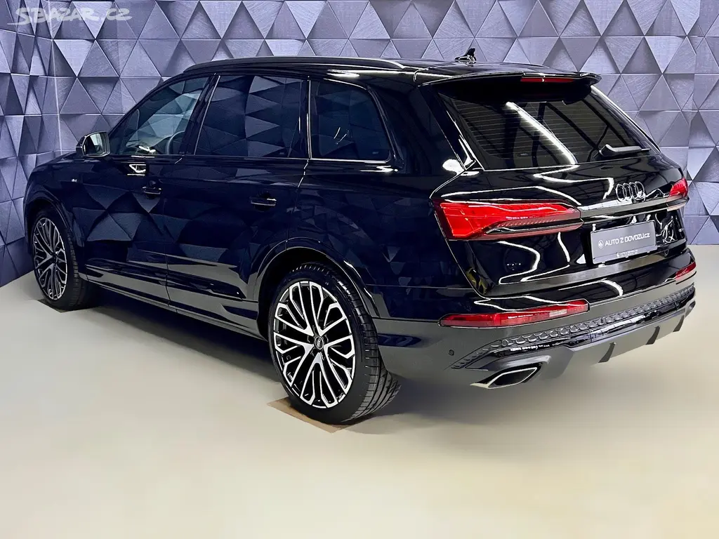 Audi Q7, 50TDI QUATTRO S-LINE, EL.TAŽNÉ - fotka 4