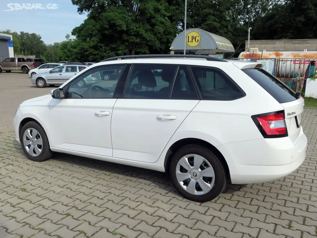Škoda Fabia III 1.0 TSi Combi - fotka 6