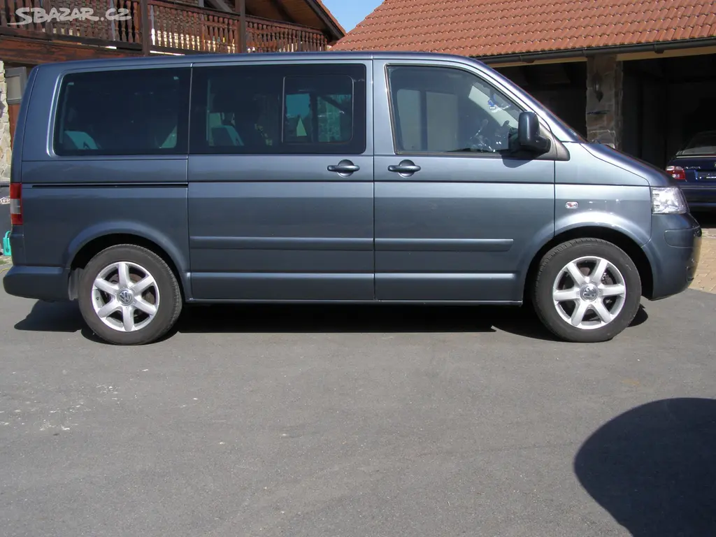 Volkswagen Multivan ATLANTIS 1 majitel 2.5TDI 96kw - fotka 4