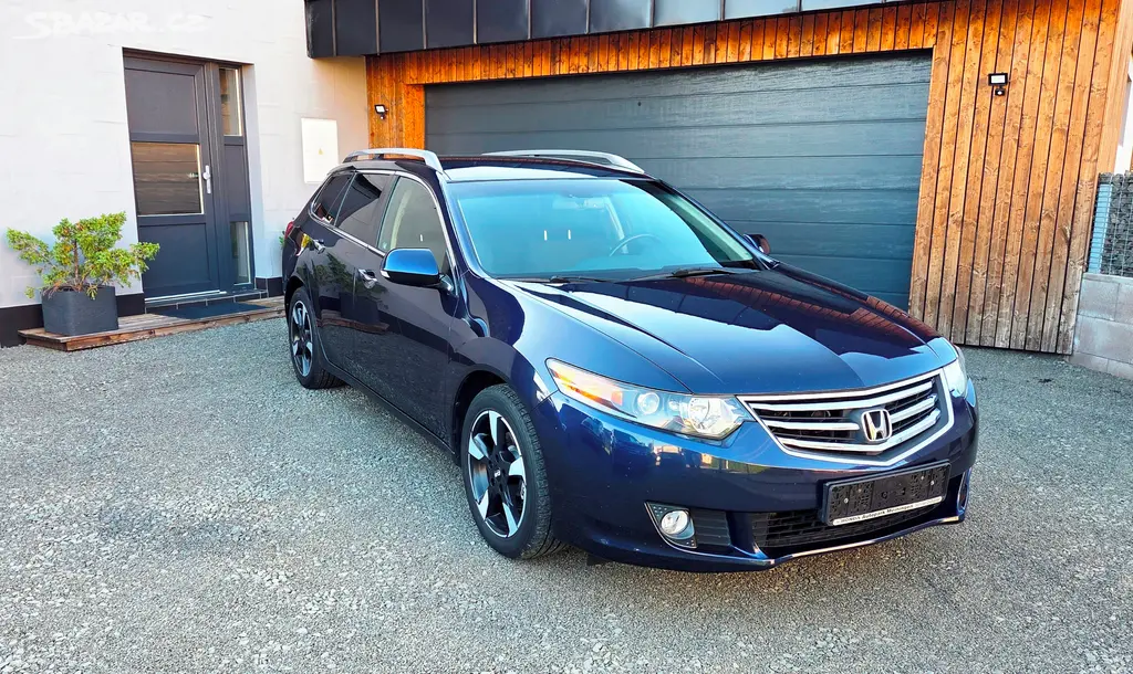 Honda Accord kombi 2,0i-Vtec dobrý stav servis STK