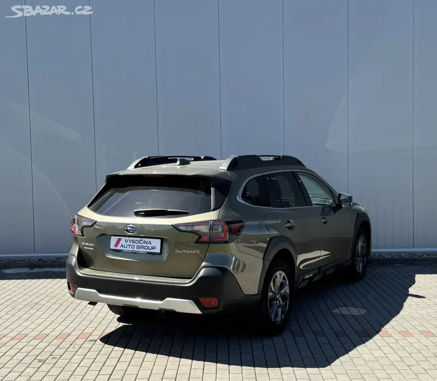 Subaru Outback, 2.5i 124kW CVT 4WD ACTIVE - fotka 4