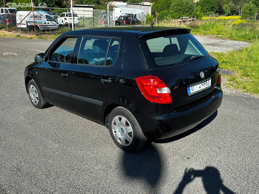 Škoda Fabia II 1.4i 63kw, r.2010, 2.maj., klima - fotka 4