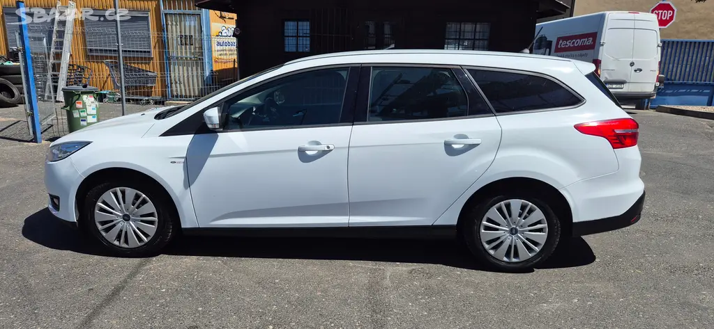 Ford Focus, 1.5 TDCI NOVÉ V ČR, 1 MAJITEL - fotka 4