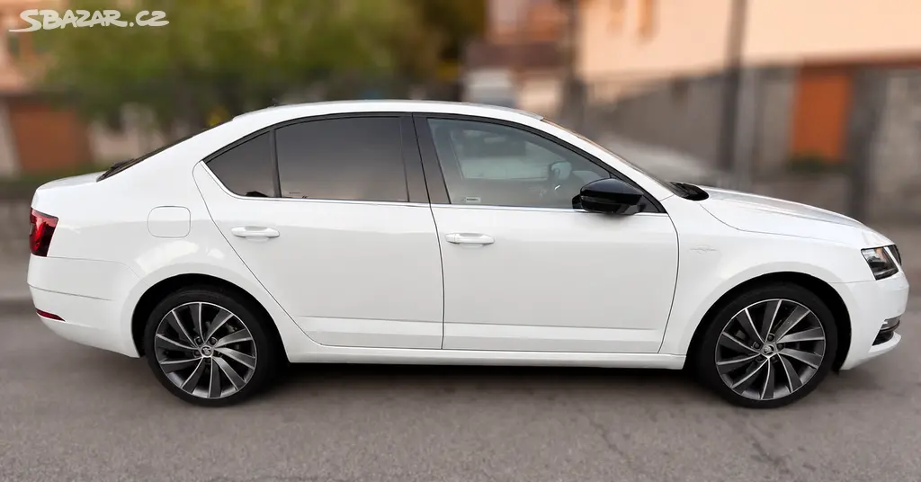 Škoda Octavia III 2.0 TDI DSG Laurin & Klement - fotka 4
