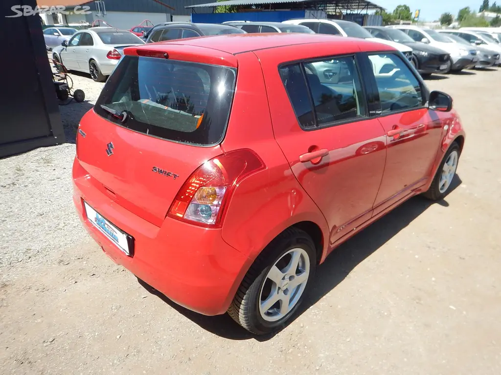 Suzuki Swift, 1.3i, KLIMA - fotka 6