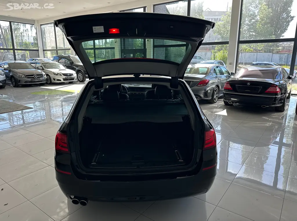 BMW Řada 5, 2.0 DIESEL 525D - fotka 3