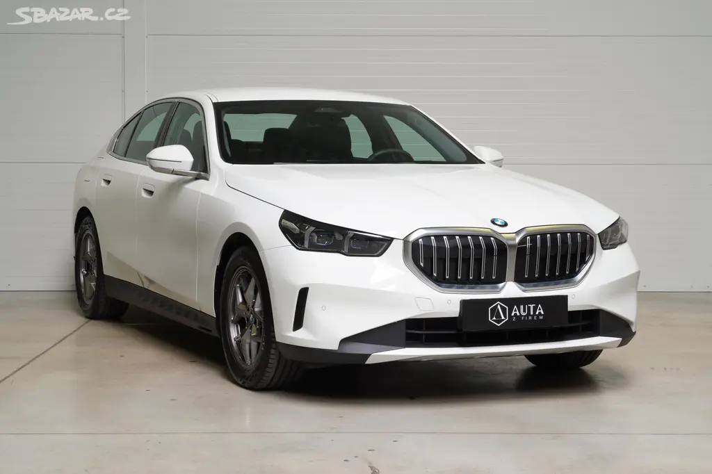 BMW Řada 5, 520i,ČR,DPH,1.MAJ - fotka 3
