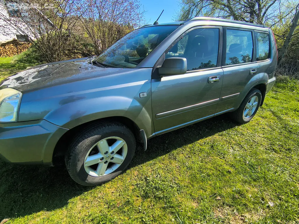 Prodám Nissan X-trail, r.v. 2006, 4x4 - fotka 2