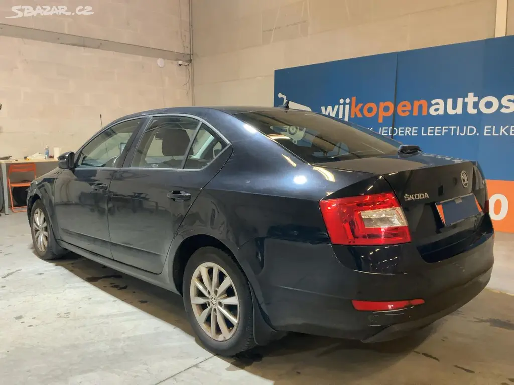 Skoda Octavia 1.4 TSI Ambition - fotka 2