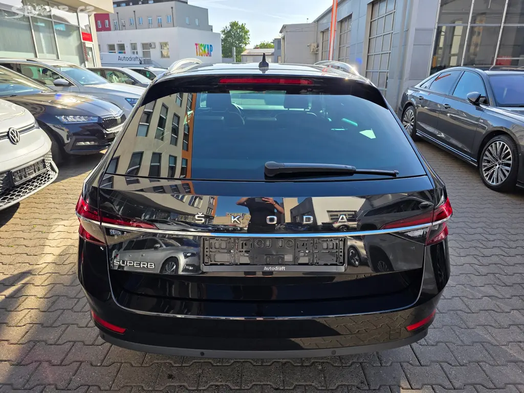 Škoda Superb 3 Combi 2.0 TDI 110kW DSG Tažné - fotka 5