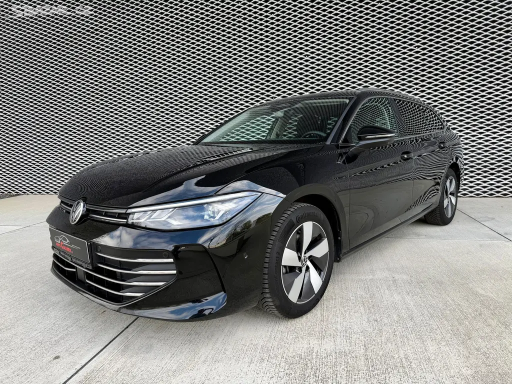 Volkswagen Passat, 1.5 e-TSi DSG 110 kW - fotka 3