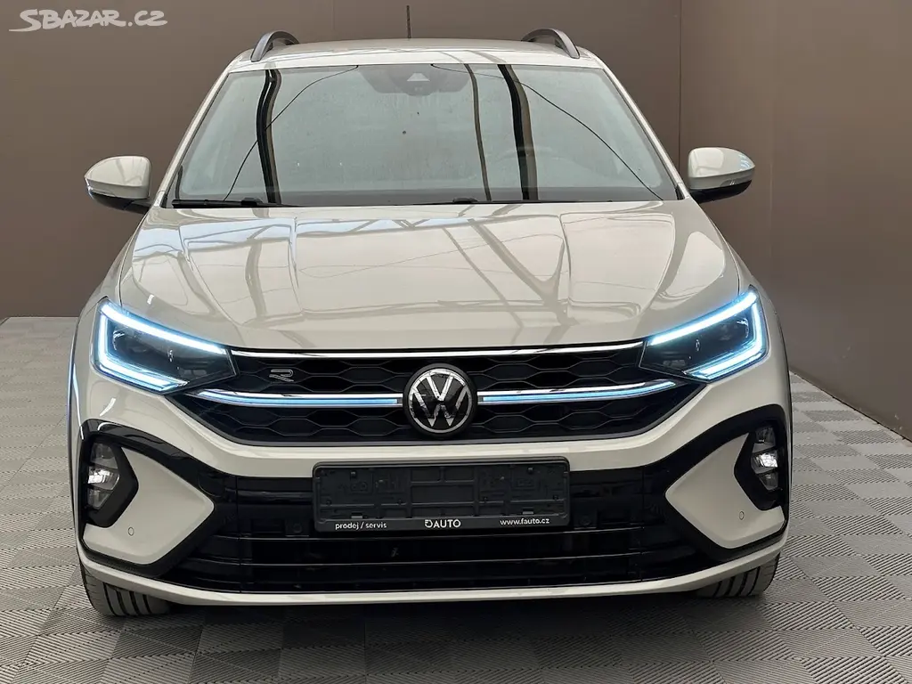 Volkswagen Taigo, 1.0 TSI R-Line Business DSG 81 - fotka 3