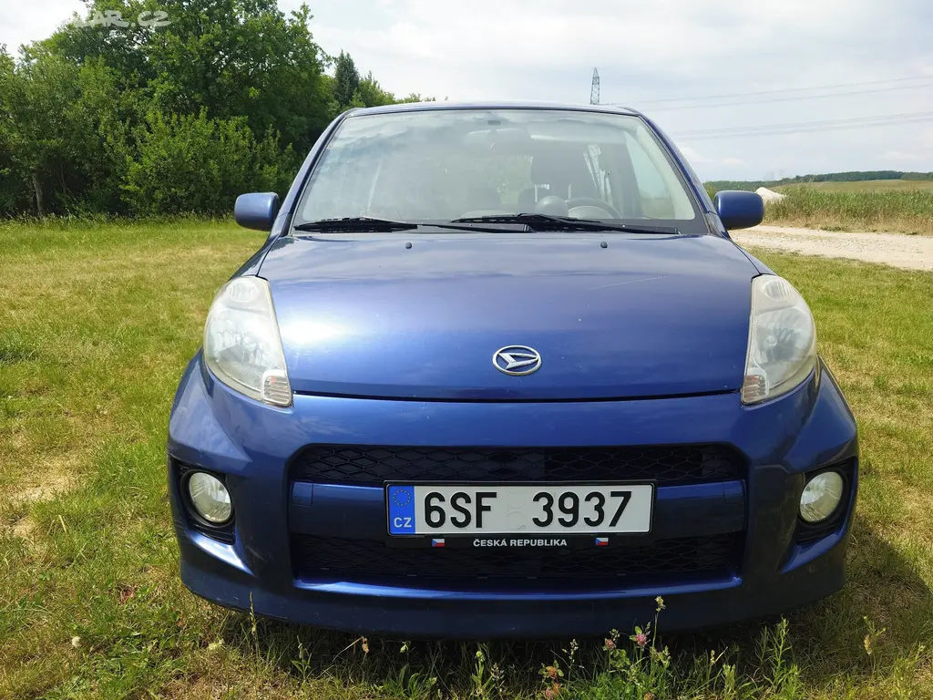 Daihatsu Sirion 1.3 4x4 Sport NOVÁ STK - fotka 2