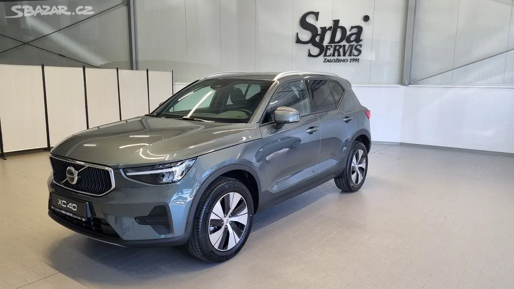 Volvo XC40, B3 2.0L 163 HP AT7 FWD CORE