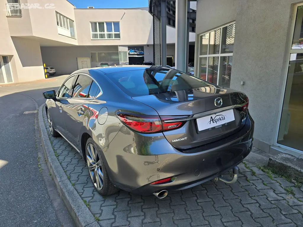 Mazda 6, 2.2D 135kw, plná výbava - fotka 3