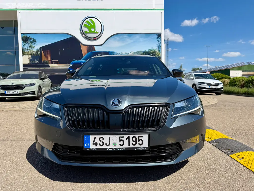 Škoda Superb 2.0 TDI 140kW DSG 4x4 SPORTLINE ČR - fotka 2