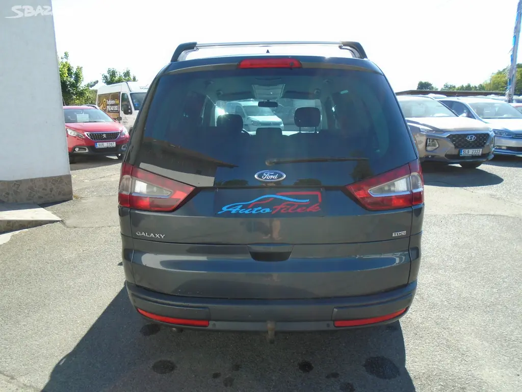 Ford Galaxy 2.0 TDCI 103kW 7 míst - fotka 5