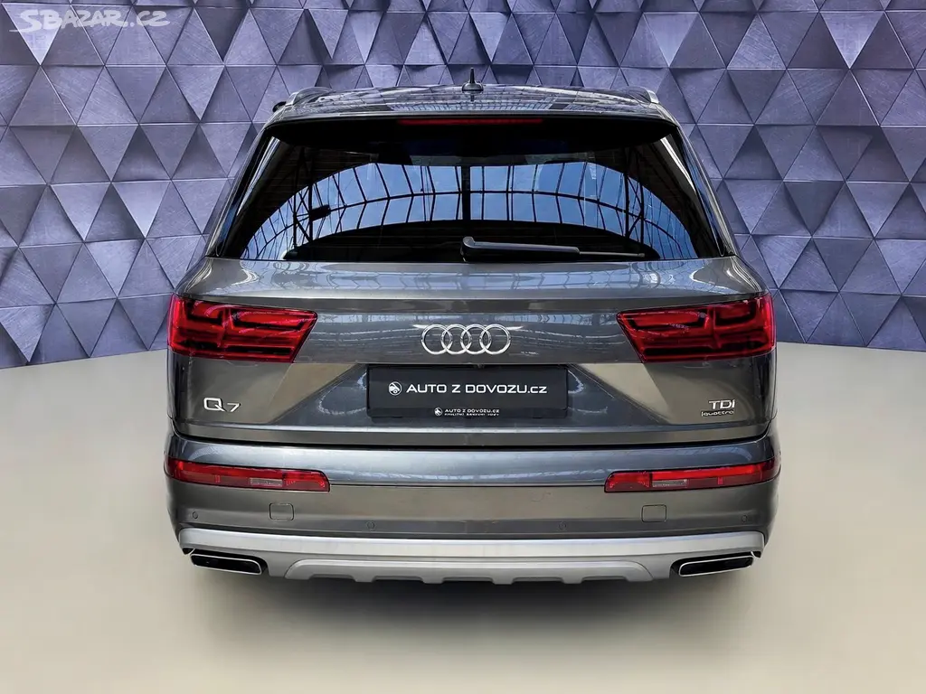 Audi Q7, 3.0TDI 200KW QUATTRO S-LINE - fotka 6