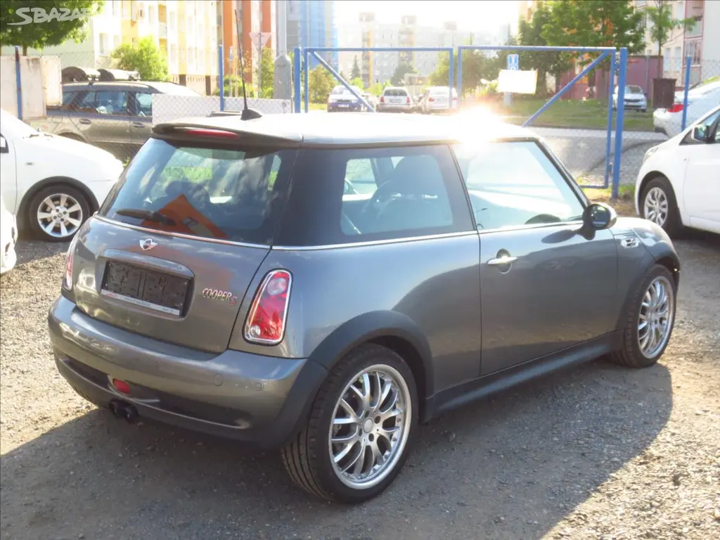 Mini Cooper S, 1,6 125kW/FL/JC Works atd. - fotka 3