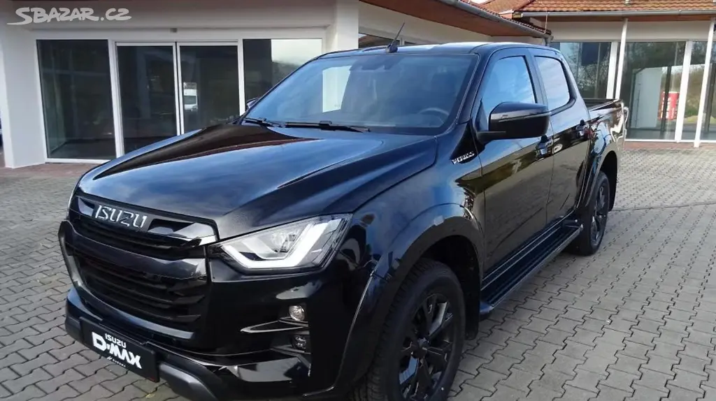 Isuzu D-Max, V-Cross 2.2L 163K 4x4 8st. A/T - fotka 5