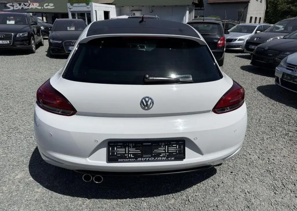 Volkswagen Scirocco 2.0 TDI DSG SPORT 125KW nafta - fotka 5