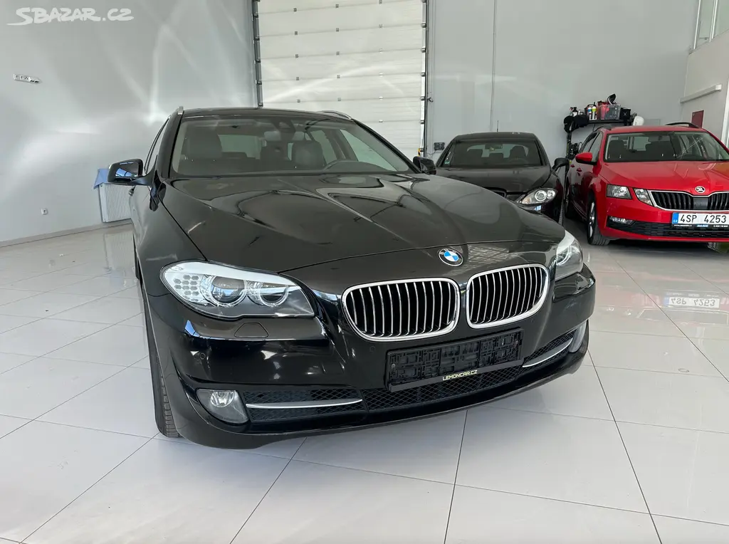 BMW Řada 5, 2.0 DIESEL 525D - fotka 4