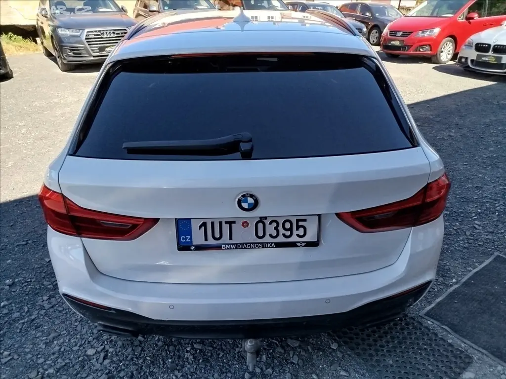 BMW Řada 5, 2,0 D 140 kW, M-packet - fotka 5