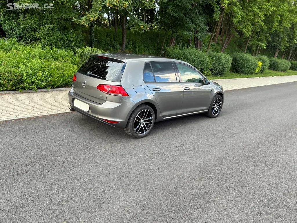 Volkswagen Golf 1.2 77kw.POCTIVĚ SERVISOVÁNO. - fotka 6
