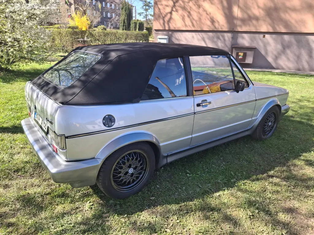 Golf 1 cabrio - fotka 2