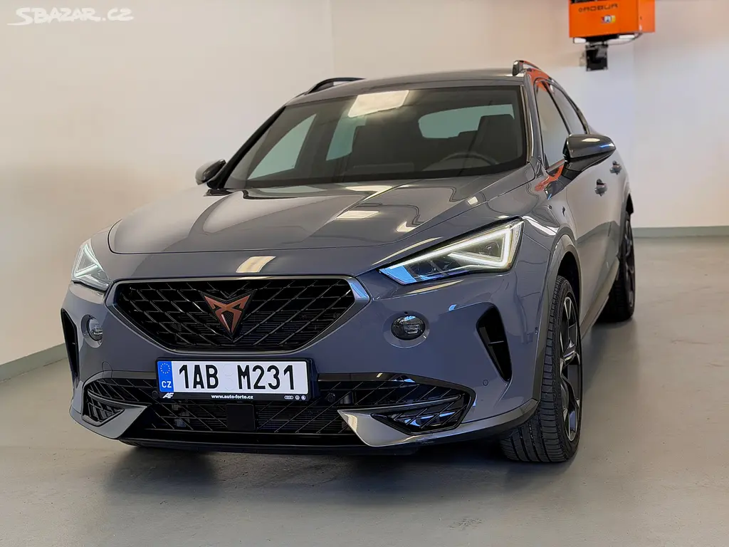Cupra Formentor, 2,0 TSI DSG 140KW 4x4 čr.1 Maj - fotka 2
