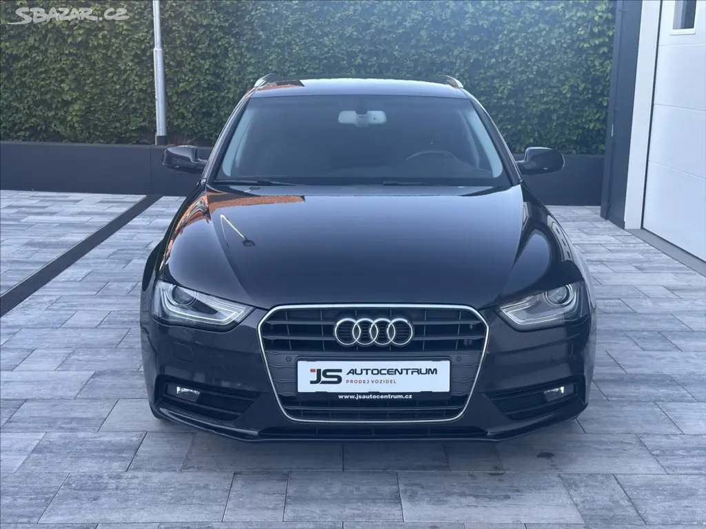 Audi A4, 3,0 TDI 204PS Ambiente A/T
